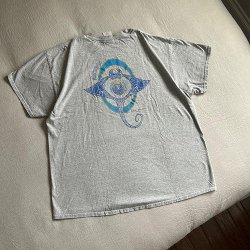Vintage 90’s Style Tahiti Local Surf