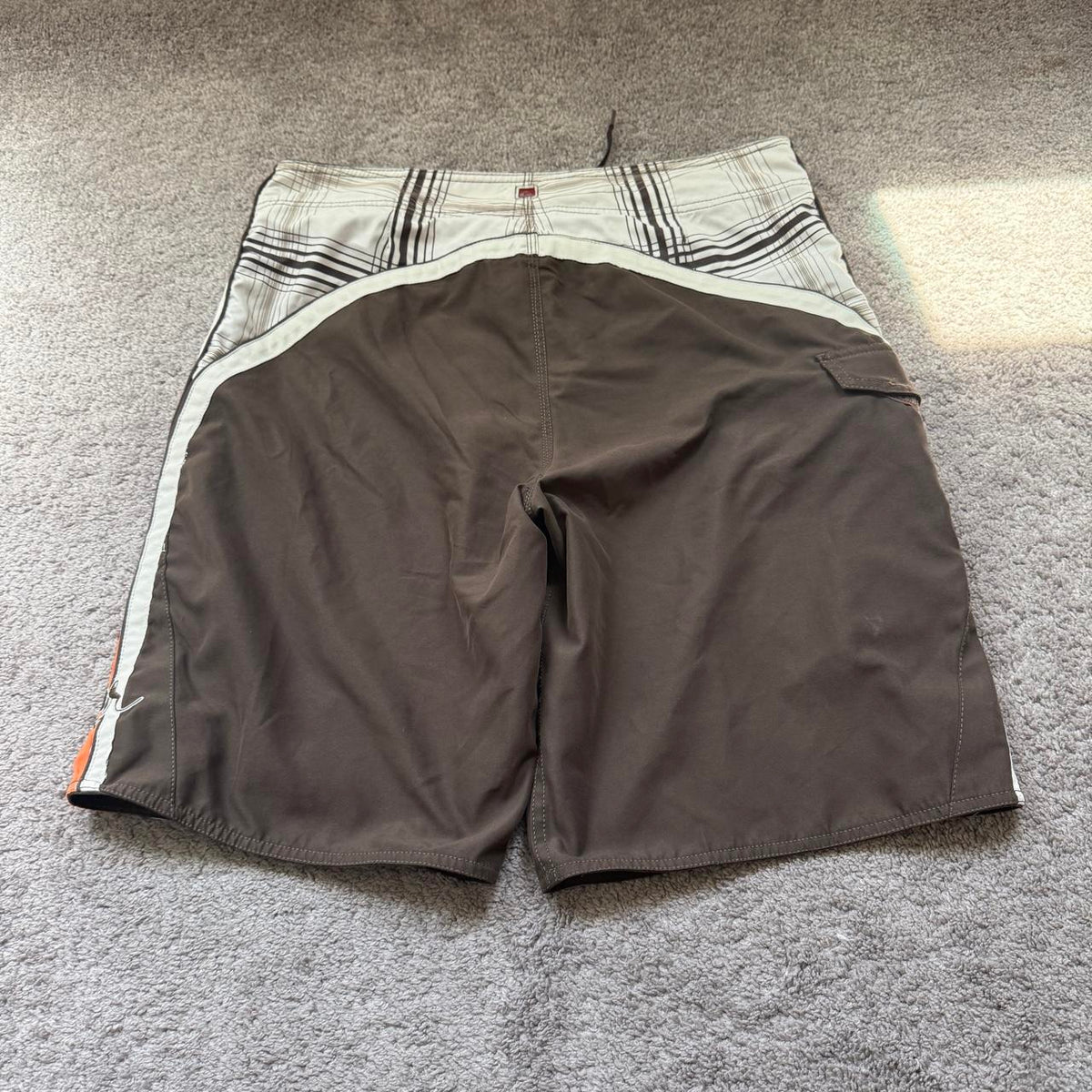 Vintage 2000s y2k Quiksilver embroidered brown board, view 2