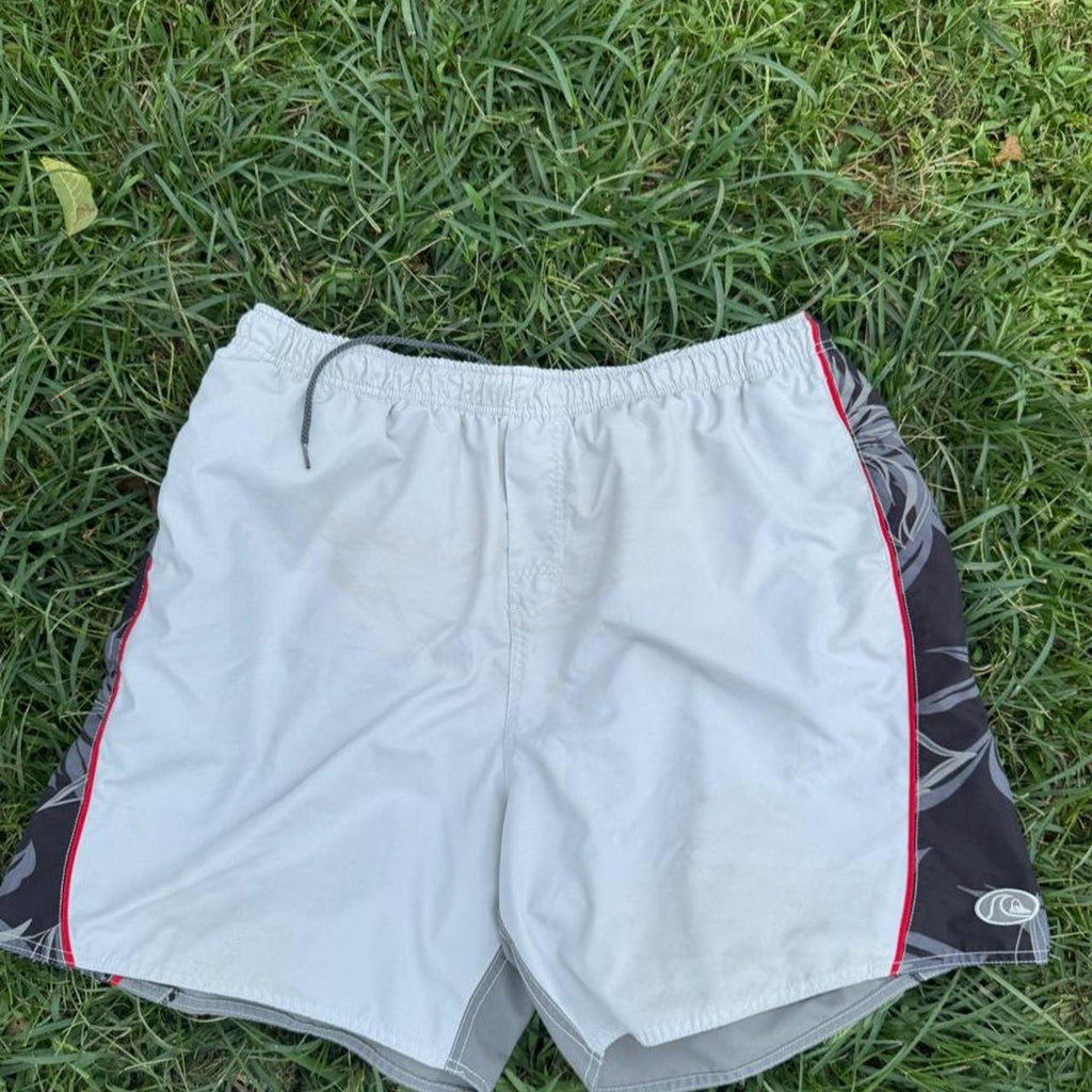 Quiksilver board shorts with gray/black abstract