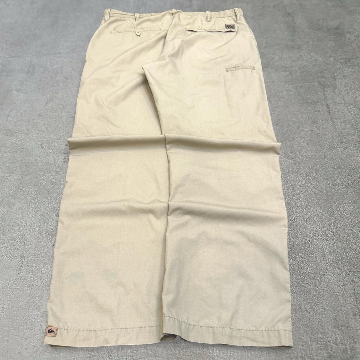 Vintage Embroidered Quiksilver Baggy Cream Khaki